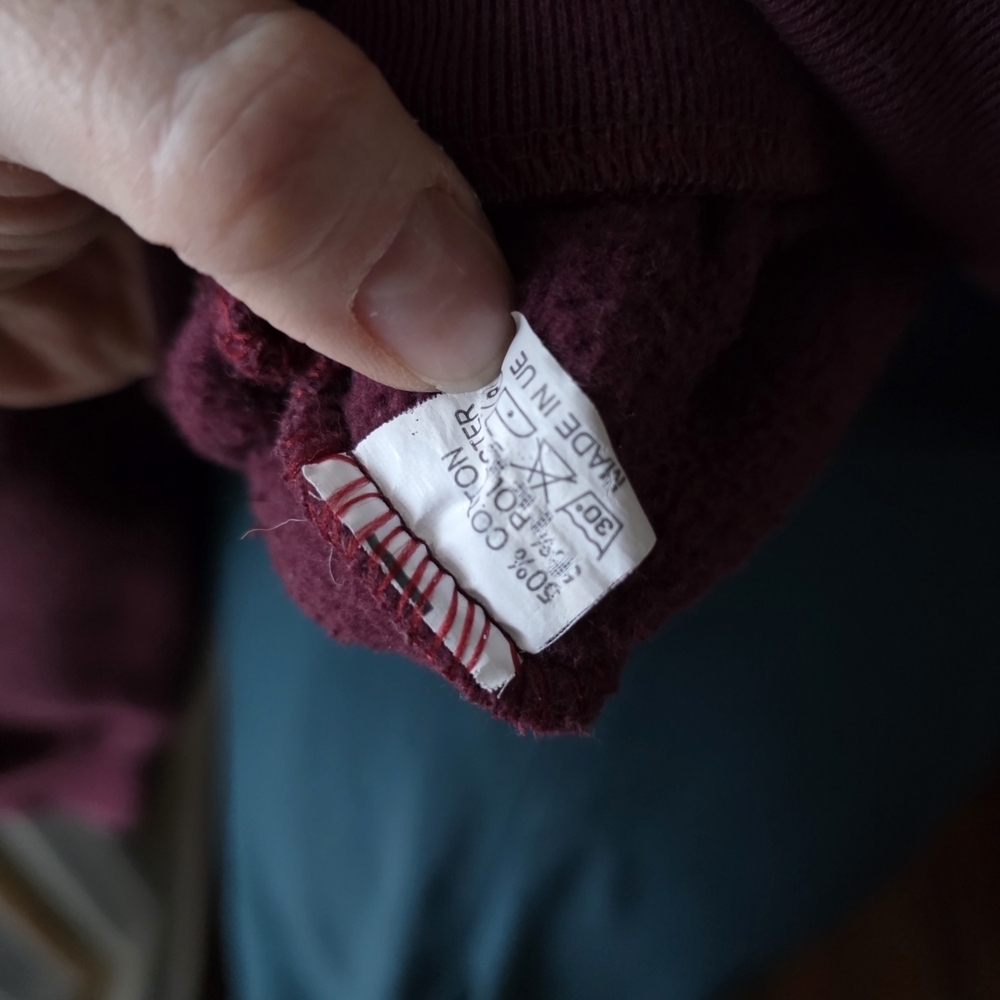 Vintage-Style Maroon Brussels Belgium Embroidered Crew Neck Sweatshirt, Size M - Picture 8 of 8